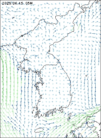 2025-06-15 05 : 00