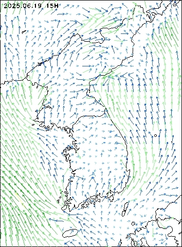 2025-06-19 15 : 00