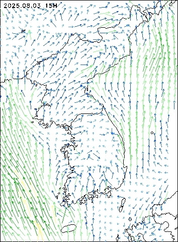 2025-08-03 15 : 00