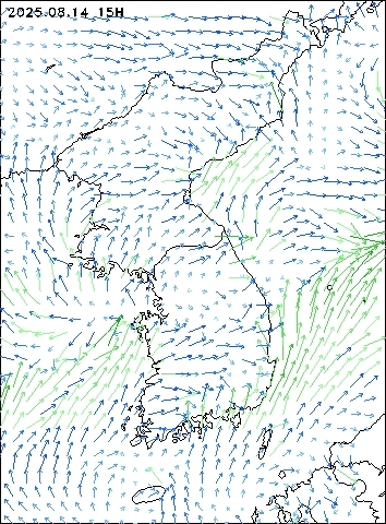 2025-08-14 15 : 00