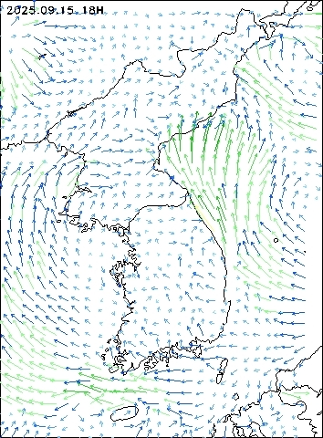 2025-09-15 18 : 00