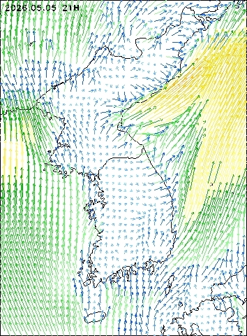 2026-05-05 21 : 00