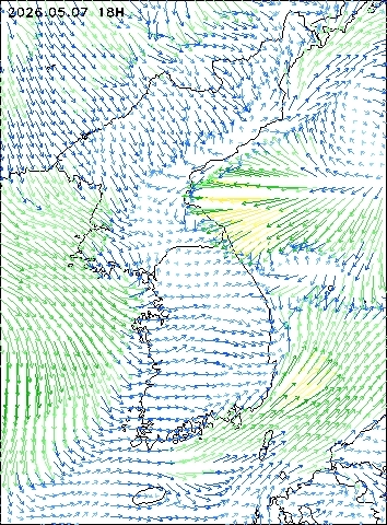2026-05-07 18 : 00