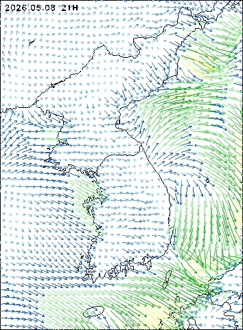 2026-05-08 21 : 00
