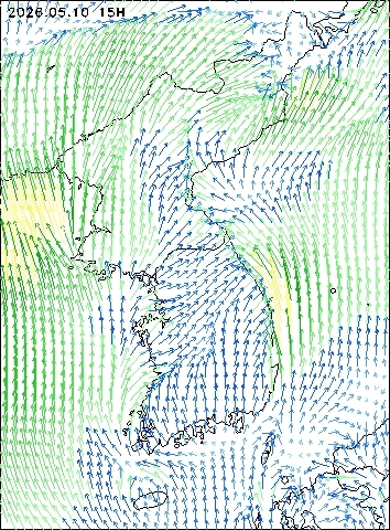 2026-05-10 15 : 00