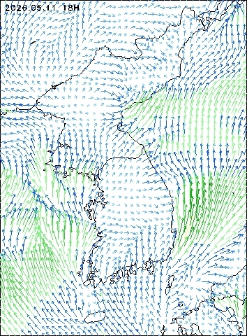 2026-05-11 18 : 00