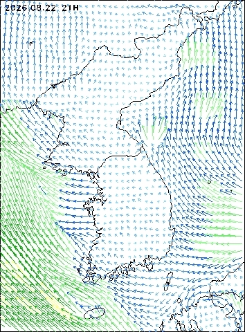 2026-08-22 21 : 00