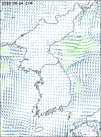 2026-08-24 21 : 00